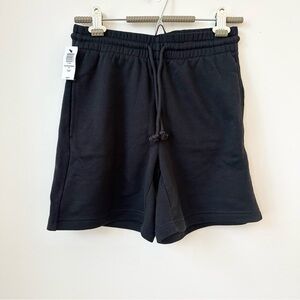 TNA | NWT AIRY FLEECE MID-THIGH 6”INSEAM SWEATFLEECE SHORTS (EX-BOYFRIEND FIT)